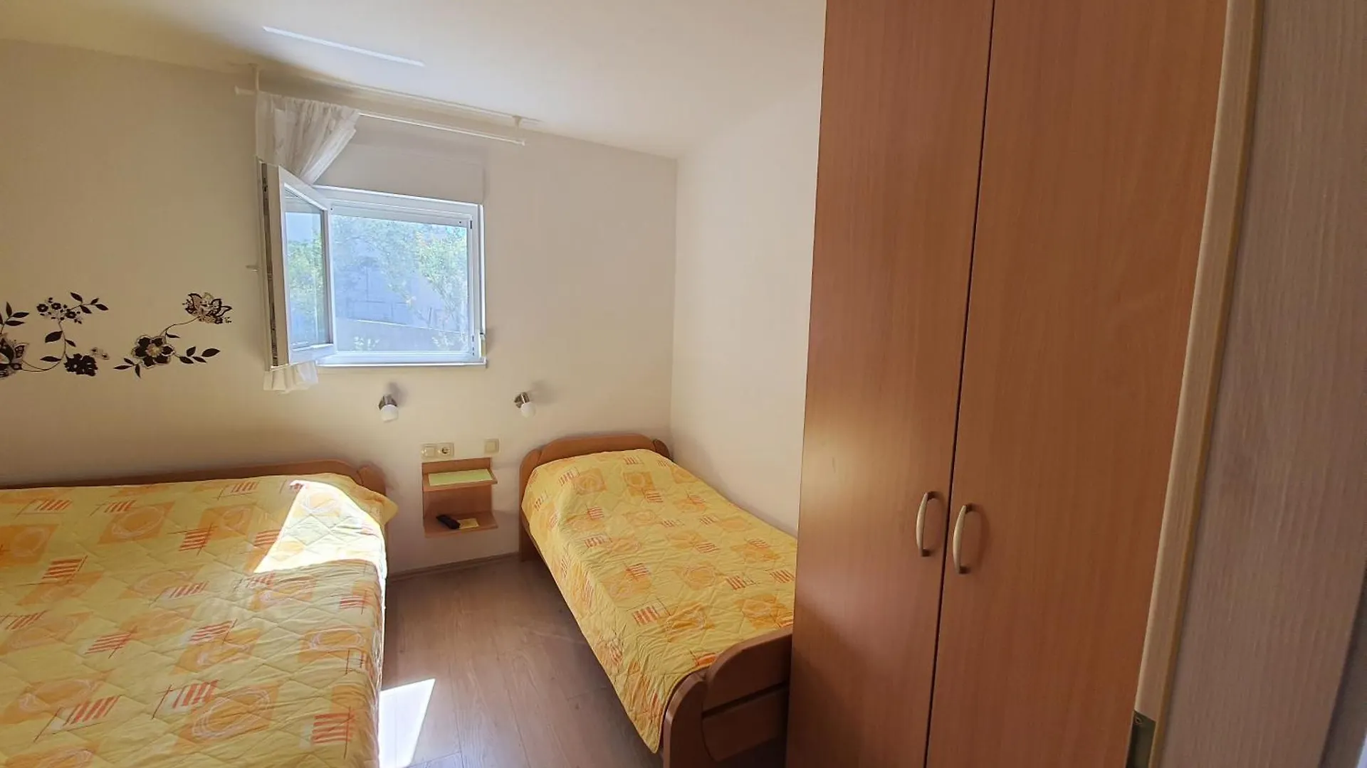 Apartments Vesna Avsec - Krk Town