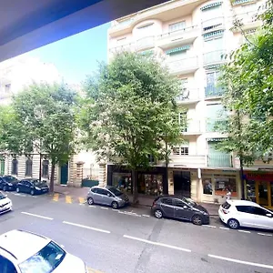 https://appartement-antibes-1.fr-provencehotel.com
