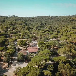 https://camping-ladouceur.fr-provencehotel.com